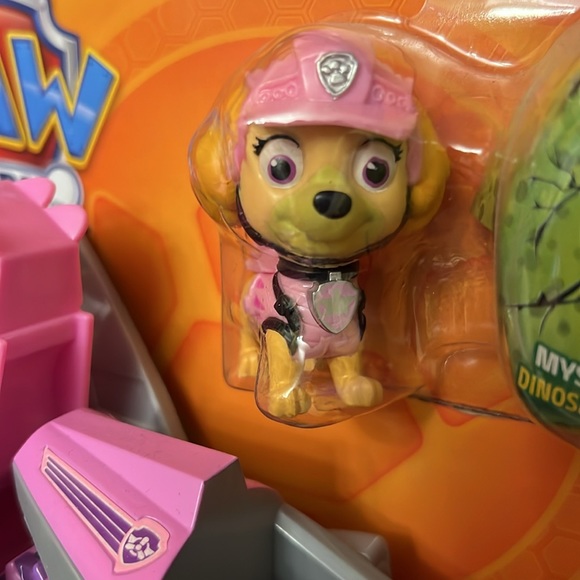 PAW Patrol Dino Rescue SKYE Deluxe Vehicle - Picture 10 of 10